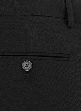 Czarny garnitur męski