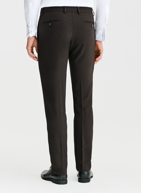 Ślubny brązowy garnitur męski