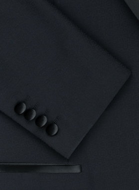 Czarna marynarka smokingowa