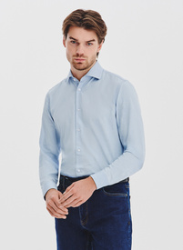 Jasnoniebieska koszula jeansowa