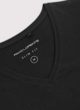 Czarny gładki t-shirt v-neck