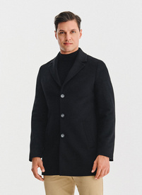 Czarny płaszcz z wełną