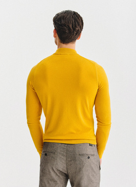 Żółty półgolf męski