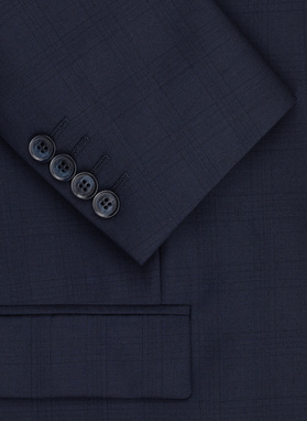 Garnitur męski w subtelną kratę