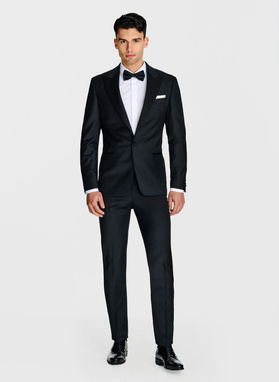 Czarna żakardowa marynarka smokingowa