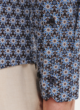 Koszula męska w niebieskie kwiaty