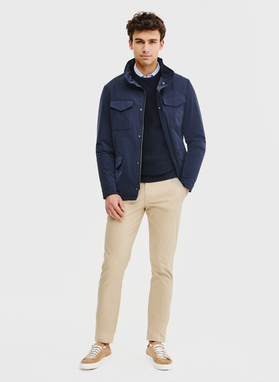 Wiosenna kurtka w kolorze granatowym