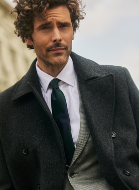 Szary płaszcz dwurzędowy z wełną