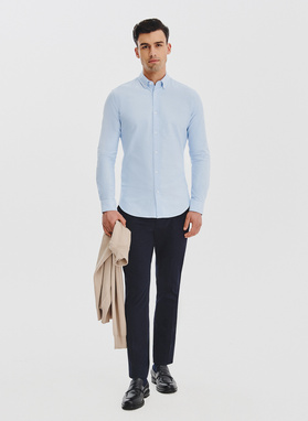 Niebieska koszula męska