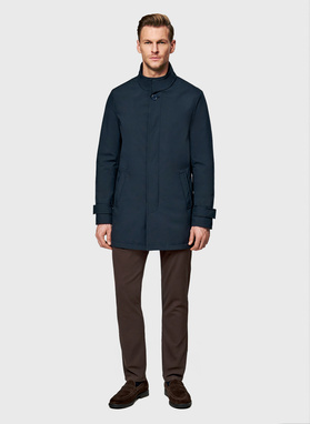 Wiosenny płaszcz męski w kolorze granatowym