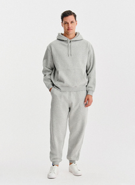 Szara bluza dresowa z kapturem