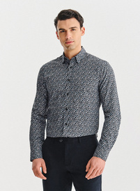 Czarna koszula w drobny wzór