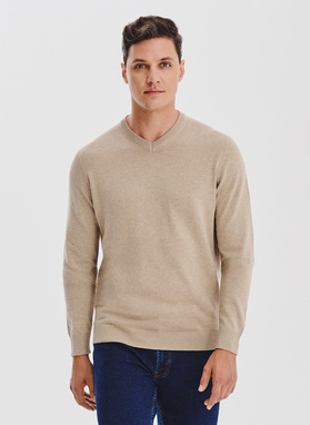 Beżowy sweter męski v-neck