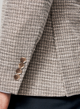 Beżowa marynarka w pepitkę