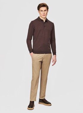 Sweter polo w kolorze brązowym