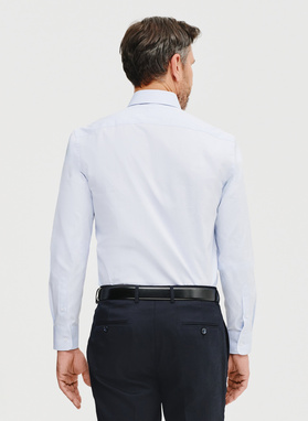 Gładka koszula męska w kolorze jasnoniebieskim