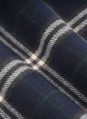 Granatowy szalik w kratę