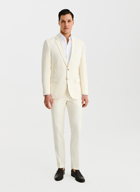 Beżowy garnitur męski z lnem