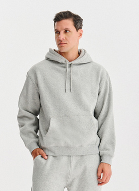 Szary dres męski z bluzą z kapturem