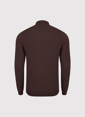 Brązowy półgolf męski