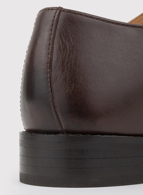 Brązowe eleganckie buty męskie