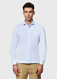 Błękitna koszula w drobny prążek