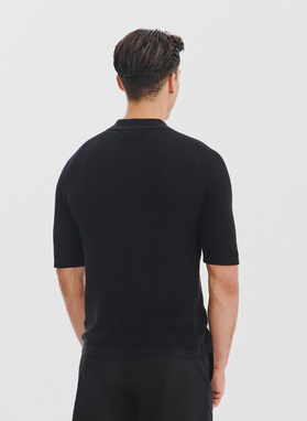 Czarne swetrowe polo z lnem