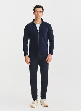 Rozpinany kardigan w kolorze granatowym