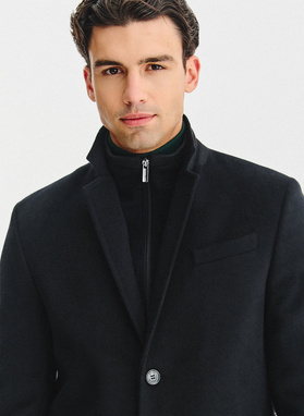 Czarny płaszcz męski z odpinaną stójką