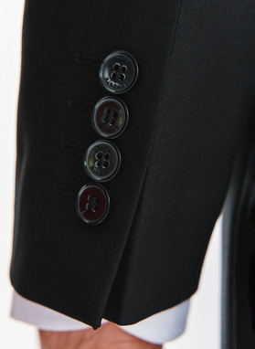 Wełniany czarny garnitur męski