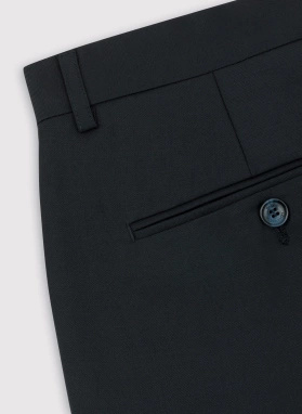 Ślubny smoking męski w kolorze czarnym