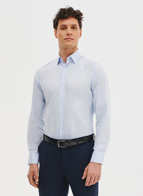 Błękitna koszula bawełniana