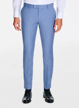 Ślubny niebieski garnitur z wełny