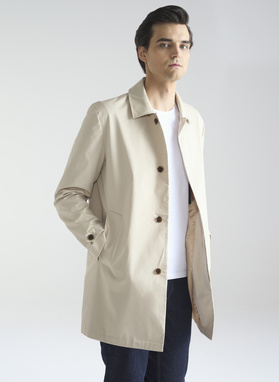 Beżowy wiosenny płaszcz męski