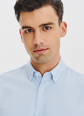 Niebieska koszula męska