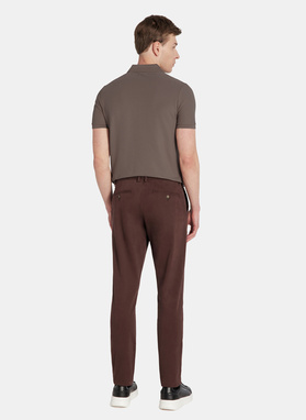 Brązowe spodnie chino z bawełną