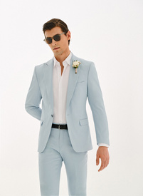 Ślubny błękitny garnitur męski