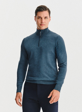 Granatowy sweter z rozpinaną stójką