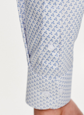 Biała koszula męska w wiatraczki