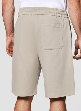 Beżowe szorty dresowe