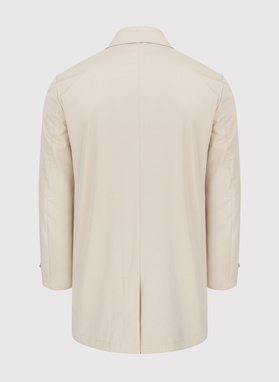 Beżowy wiosenny płaszcz męski