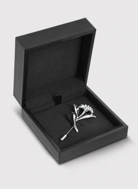 Ślubny niebieski garnitur z wełny