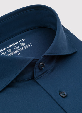 Granatowa koszula z dzianiny