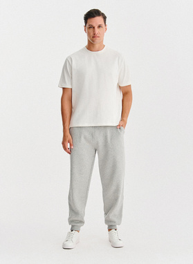 Biały t-shirt oversize