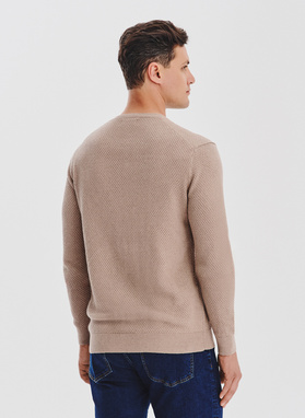 Sweter męski w kolorze beżowym
