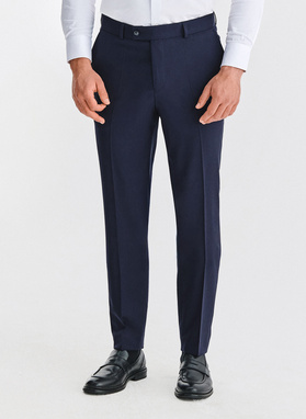 Wełniany granatowy garnitur męski