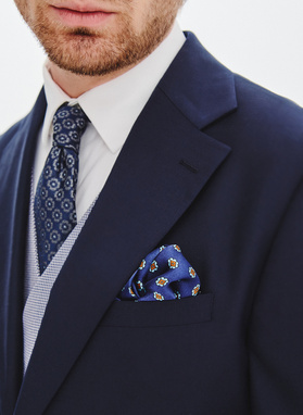 Granatowy garnitur męski z wełną