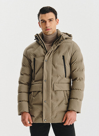 Beżowa kurtka męska na zimę