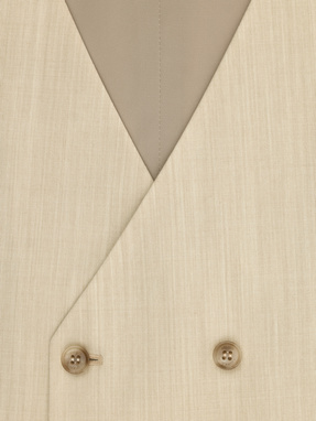 Beżowy wełniany garnitur męski