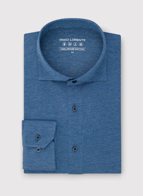 Niebieska dzianinowa koszula męska